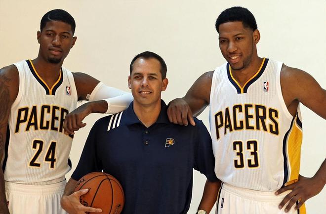 持受害者的 持受害者的