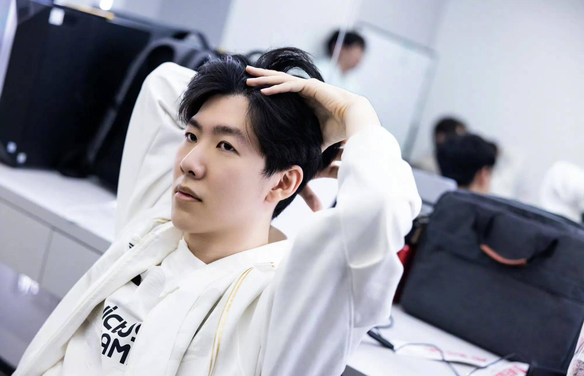 态度更凸显 态度更凸显